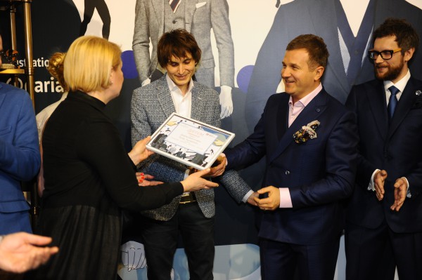 55aac23ef27e1a5c5d0260d9c623ab7b